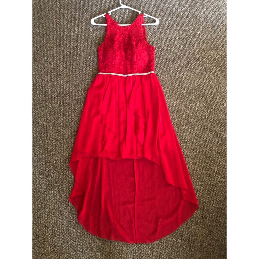 City studio- red dress❤️❤️❤️